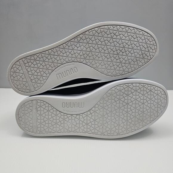 Munro Lennox Sneaker Womens 9 WIDE Black Nubuck Croc Embossed Slip On Platform - Picture 11 of 14